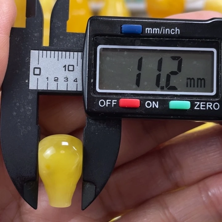 蜜蜡未镶嵌裸石47杂