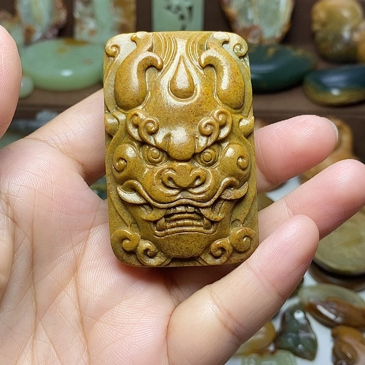 静***身岫岩河磨玉（透闪石质玉）未镶嵌颈饰