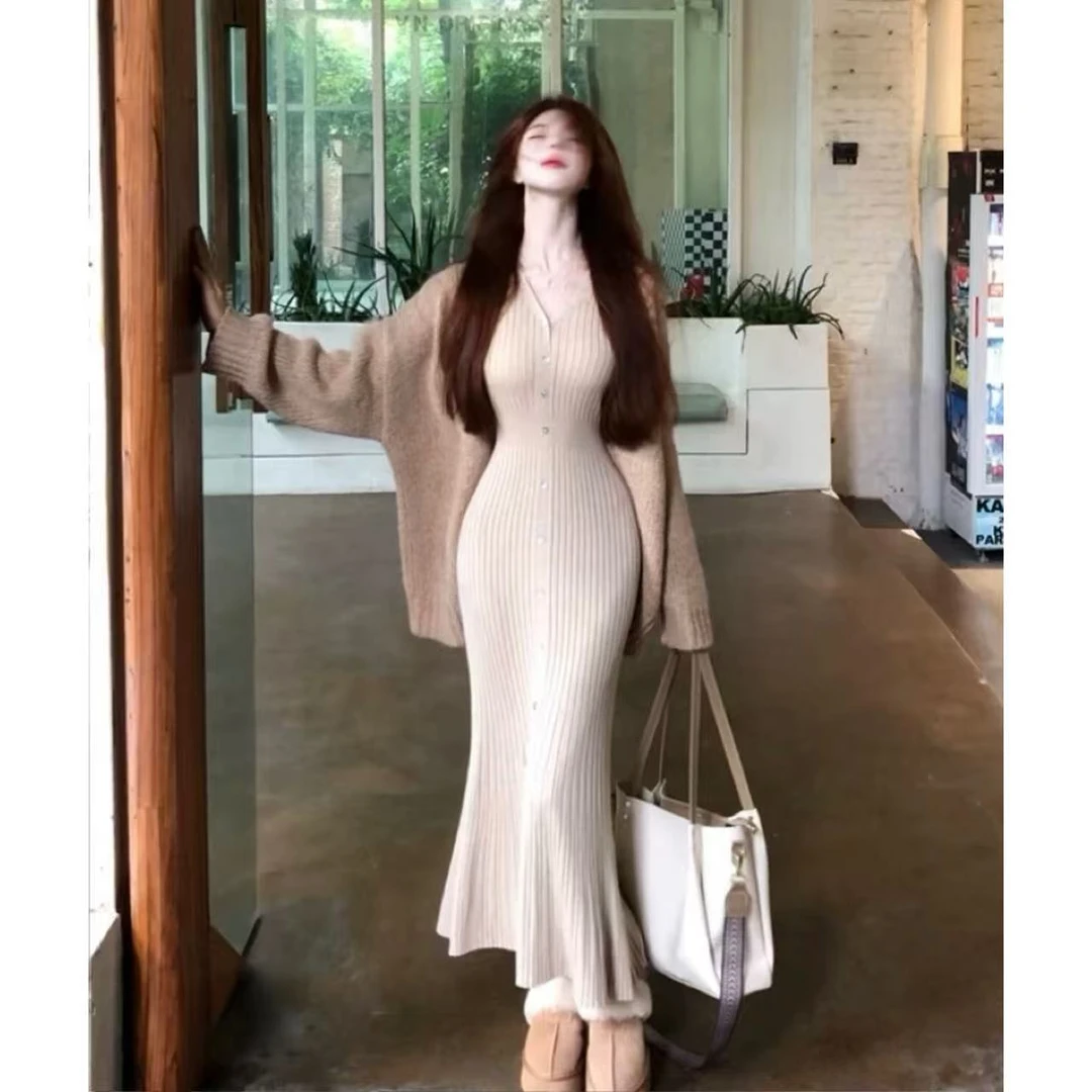 气质辣妹V领针织连衣裙秋冬季收腰显瘦包臀鱼尾长裙