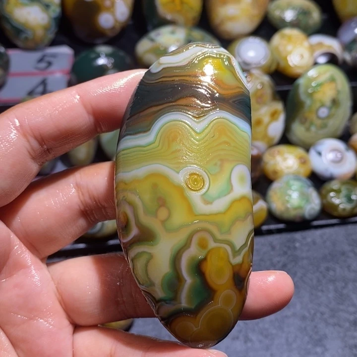 玛瑙/玉髓未镶嵌珠宝半成品113