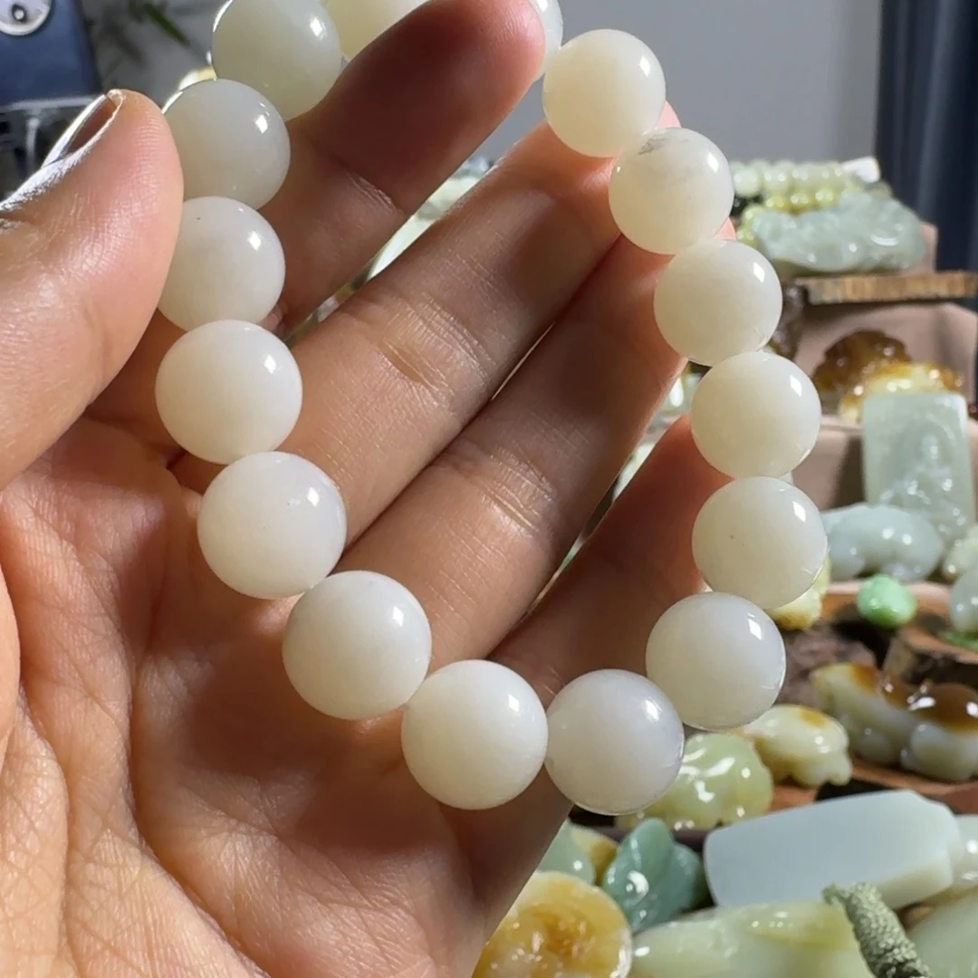 和田玉（糖玉）未镶嵌颈饰
