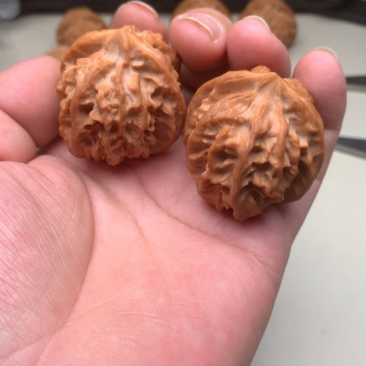 文玩核桃吊坠大龙42