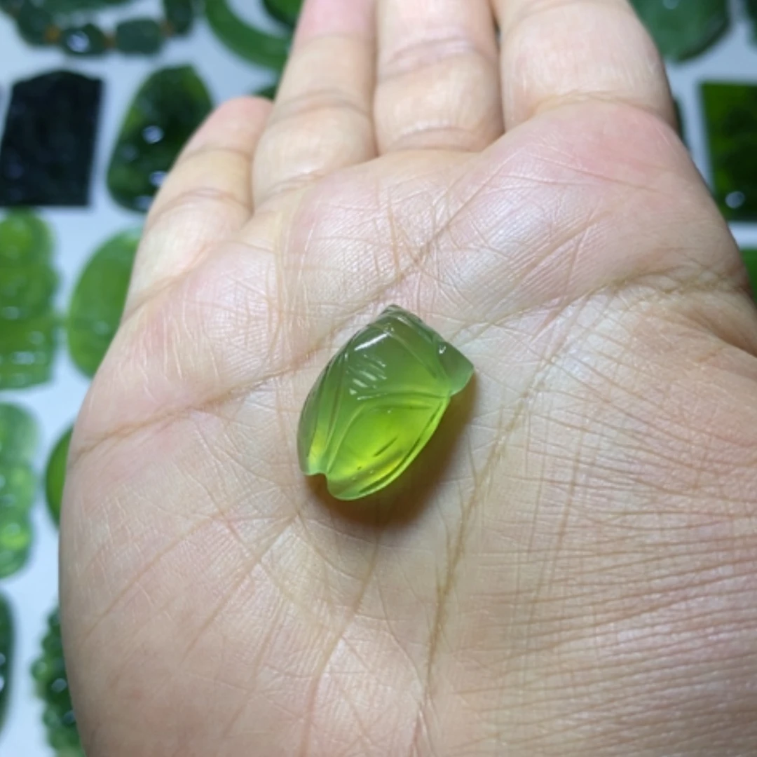 【闪购商品】未镶嵌蛇纹石玉颈饰