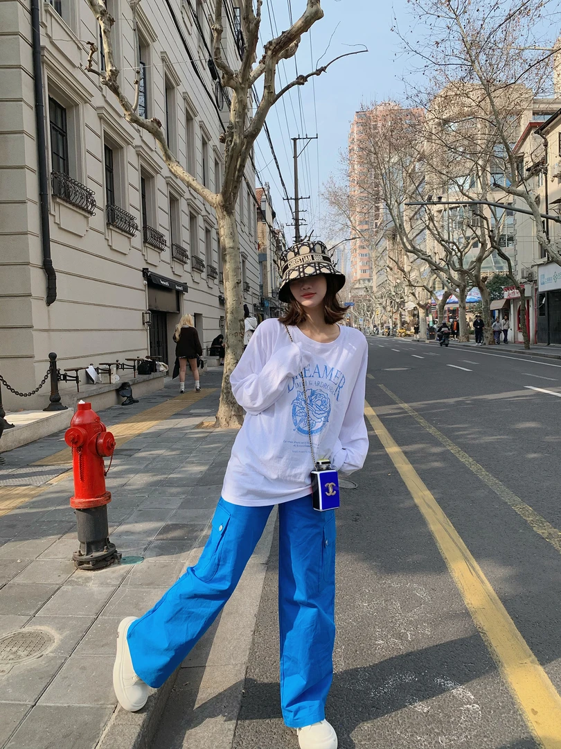赵辰晨小众字母印花长袖白T恤女2025新款设计感慵懒宽松防晒上衣