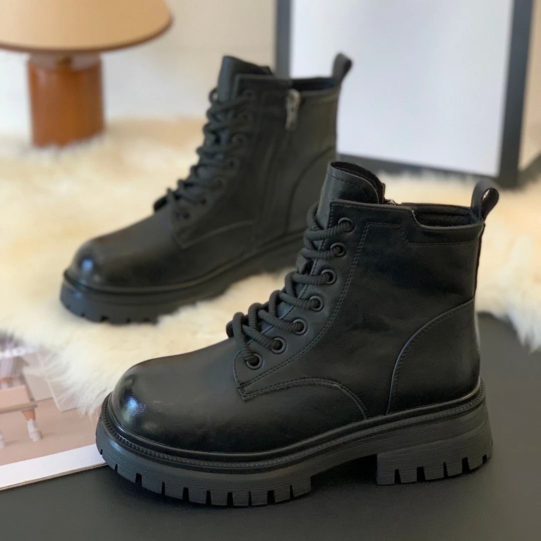 英伦风复古炸街增高显瘦马丁靴2025秋季潮酷时尚侧拉链短筒时装靴