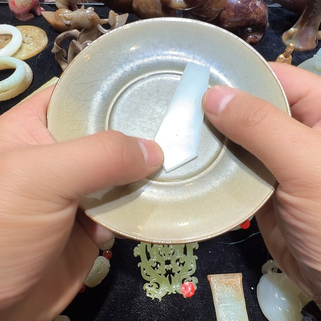 和田玉（糖玉）未镶嵌珠宝奇石好物分享好物推荐