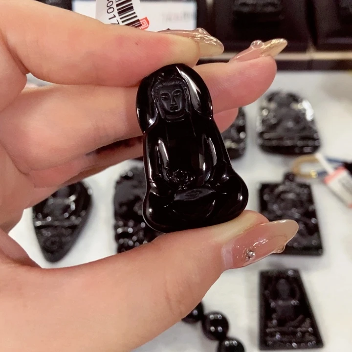 小***叔颈饰未镶嵌翡翠翡翠