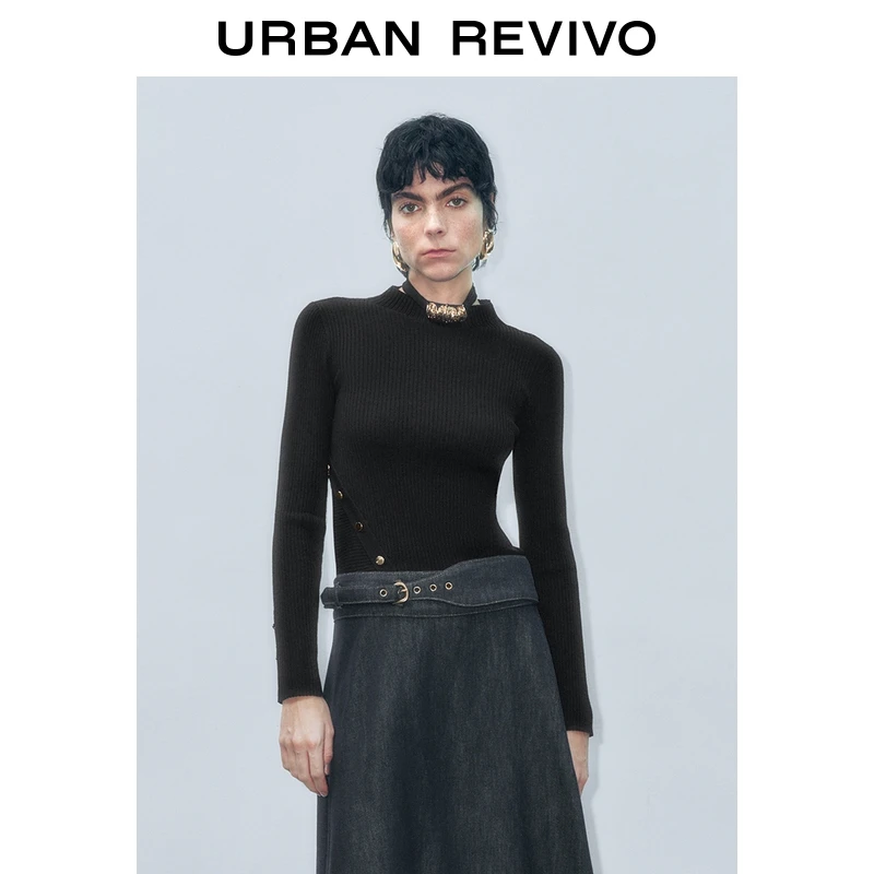 UR2025冬季新款女装简约气质不规则金属扣针织衫UWG950190+