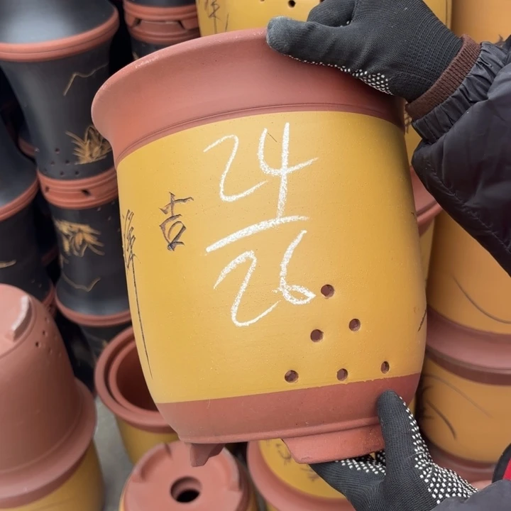 茶壶紫砂紫砂的颜色