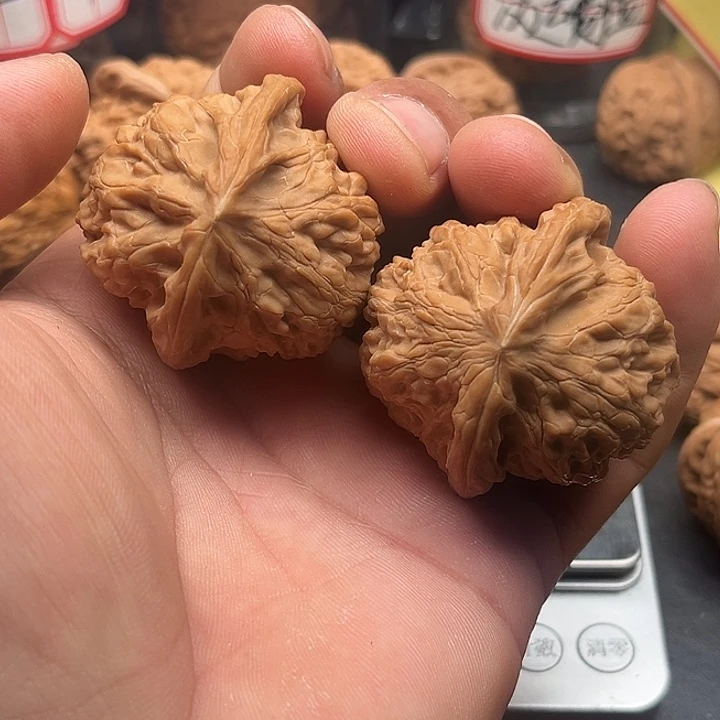 苦***酒把件文玩核桃靠山王43