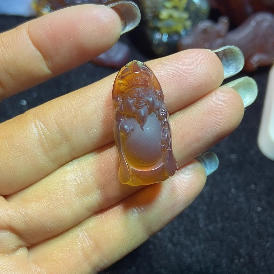 琥珀颈饰未镶嵌财神爷