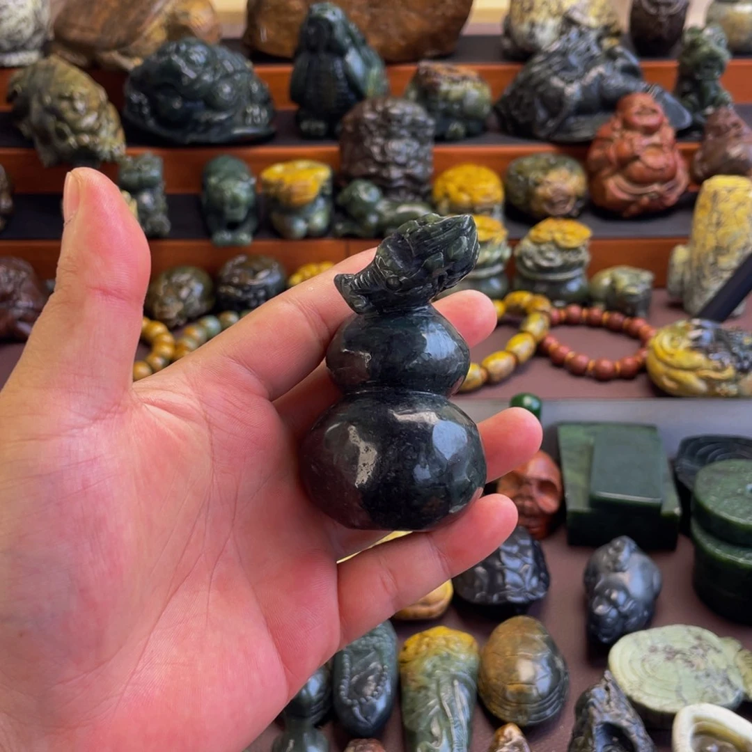 【闪购商品】未镶嵌岫岩河磨玉（透闪石质玉）挂件