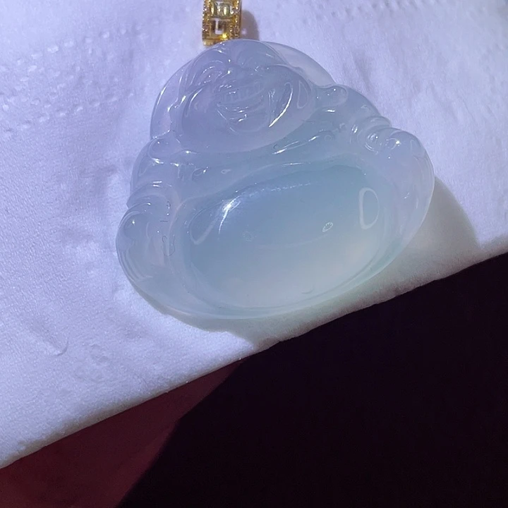 翡翠18K金镶嵌颈饰翡翠