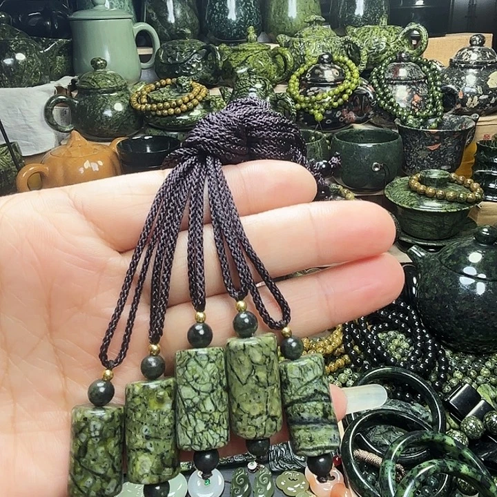 蛇纹石玉未镶嵌珠宝半成品藏玉药王石福利款网格桶珠吊坠