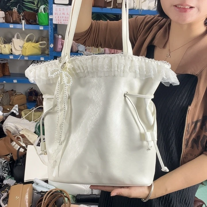 蚕丝健健康康平平安安