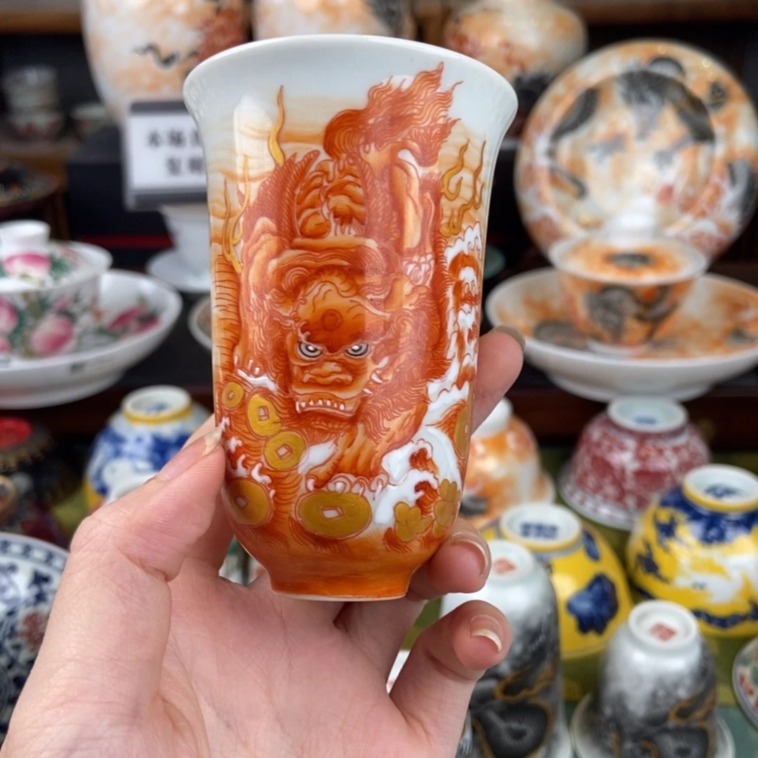 陶瓷的大家庭的温暖和温暖的