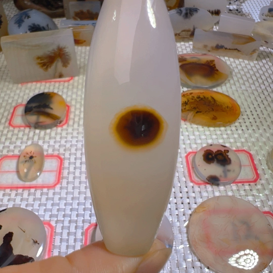未镶嵌颈饰玛瑙/玉髓