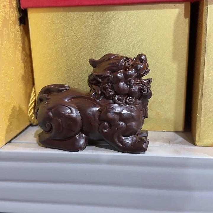 木黑檀木11卧貔貅一只