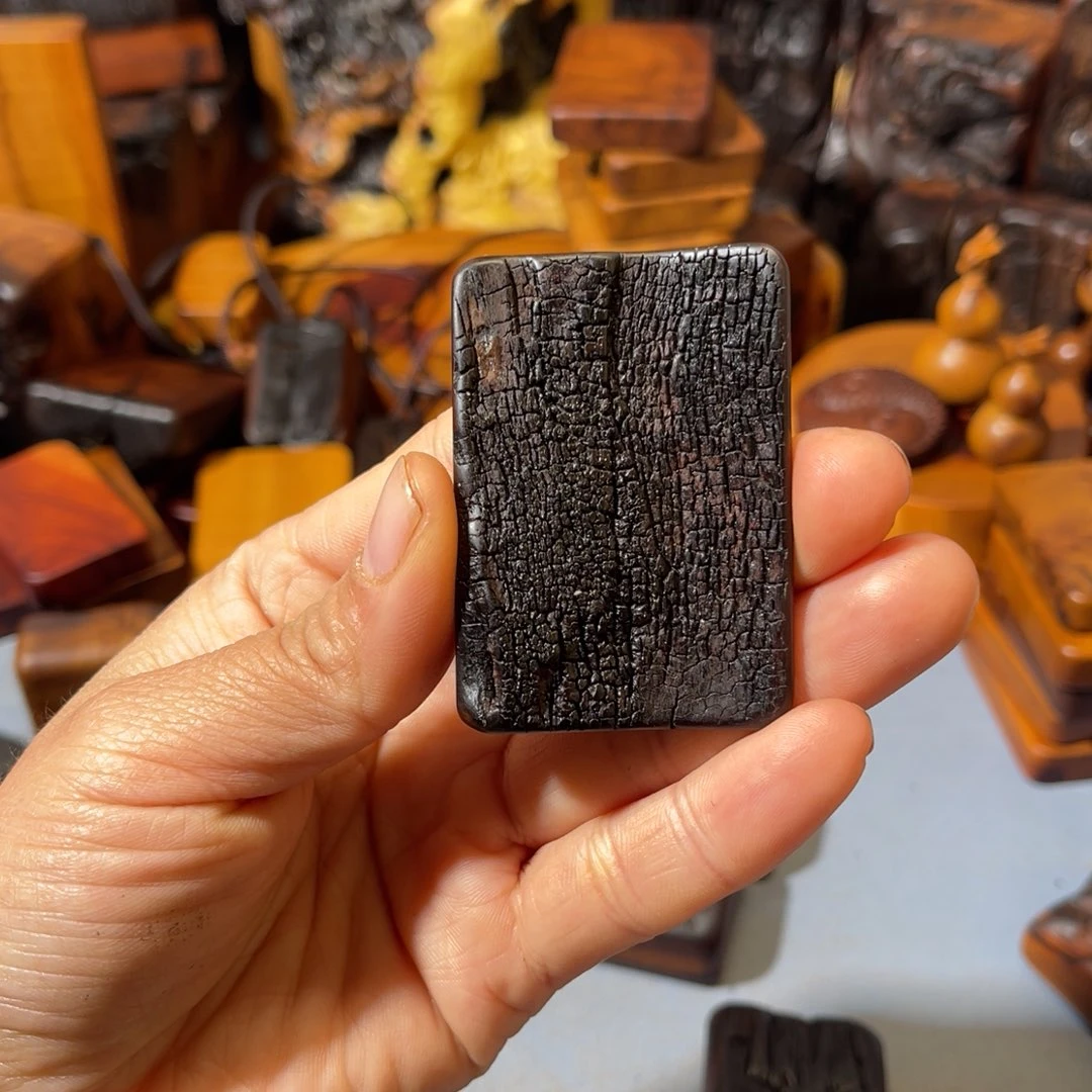 居****跳直播间默认木料1个