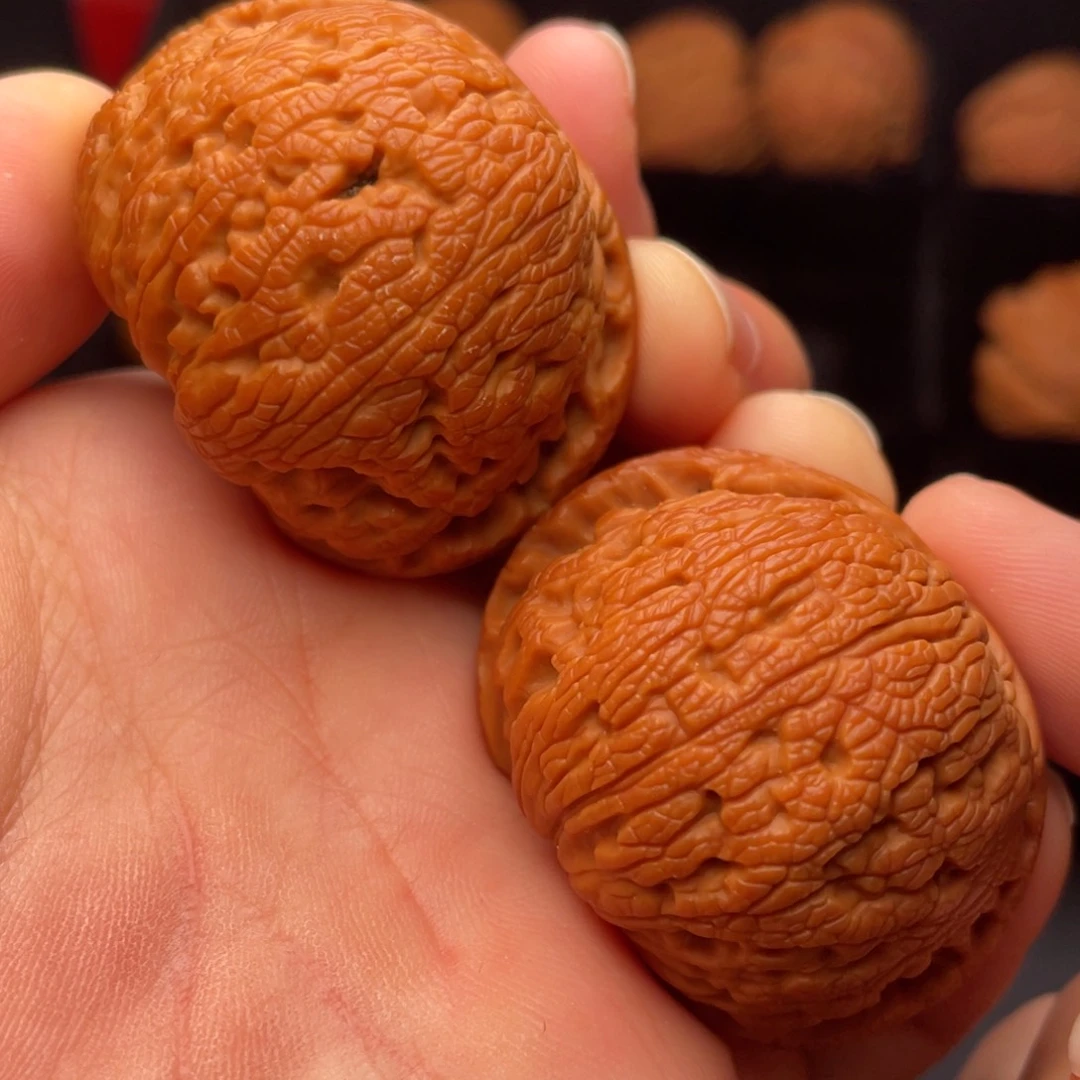 文玩核桃把件秦岭山脉