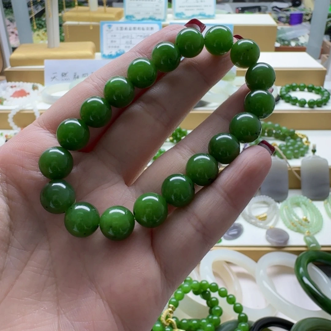 清***。和田玉未镶嵌手链