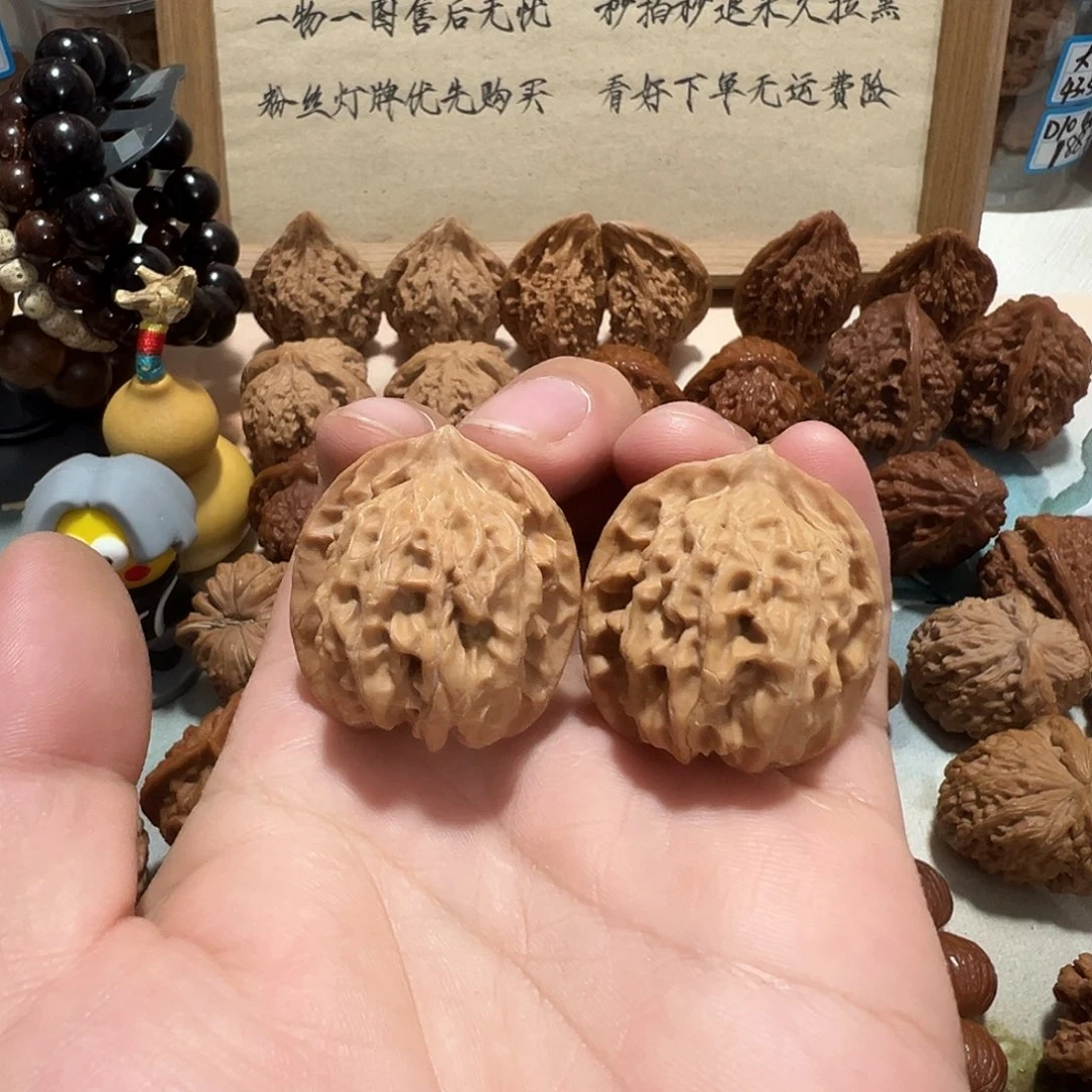 53号文玩核桃33尺盘山公子帽
