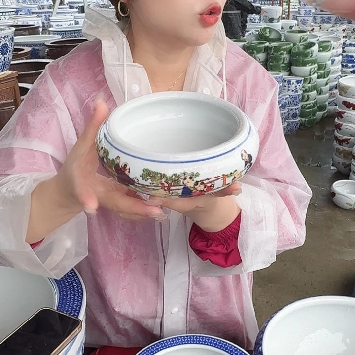 瓷片直径16厘米高5……