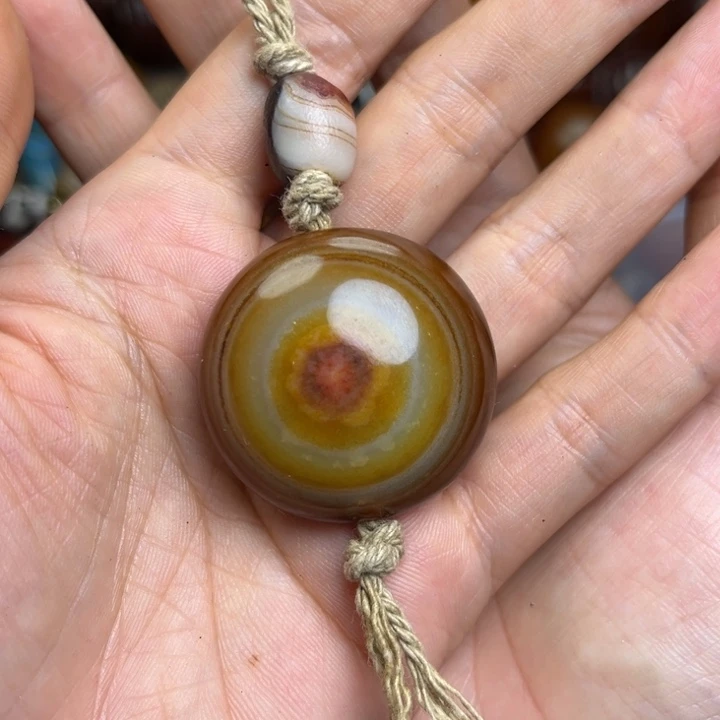 懒***ツ未镶嵌颈饰玛瑙/玉髓