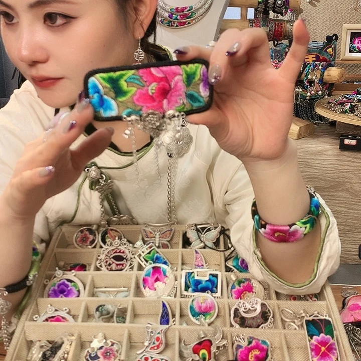 花岗石铁合金发夹