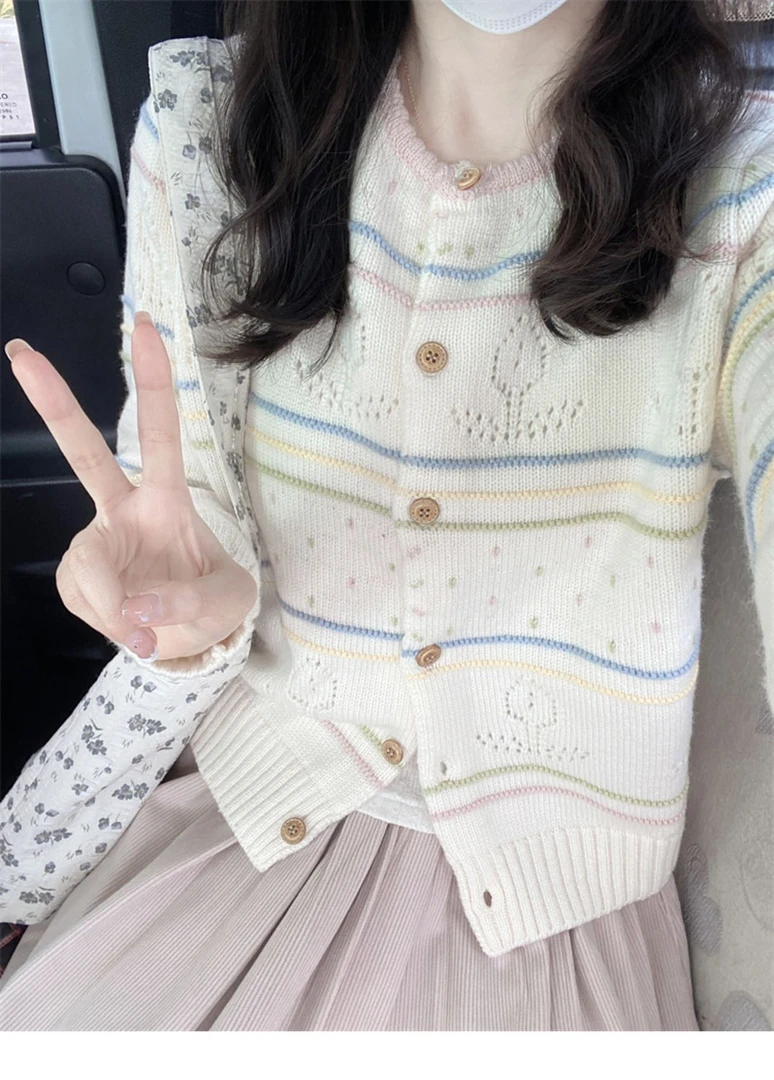 A16-彩色条纹韩系毛衣外套女2025春季文艺复古设计感宽松针织开衫