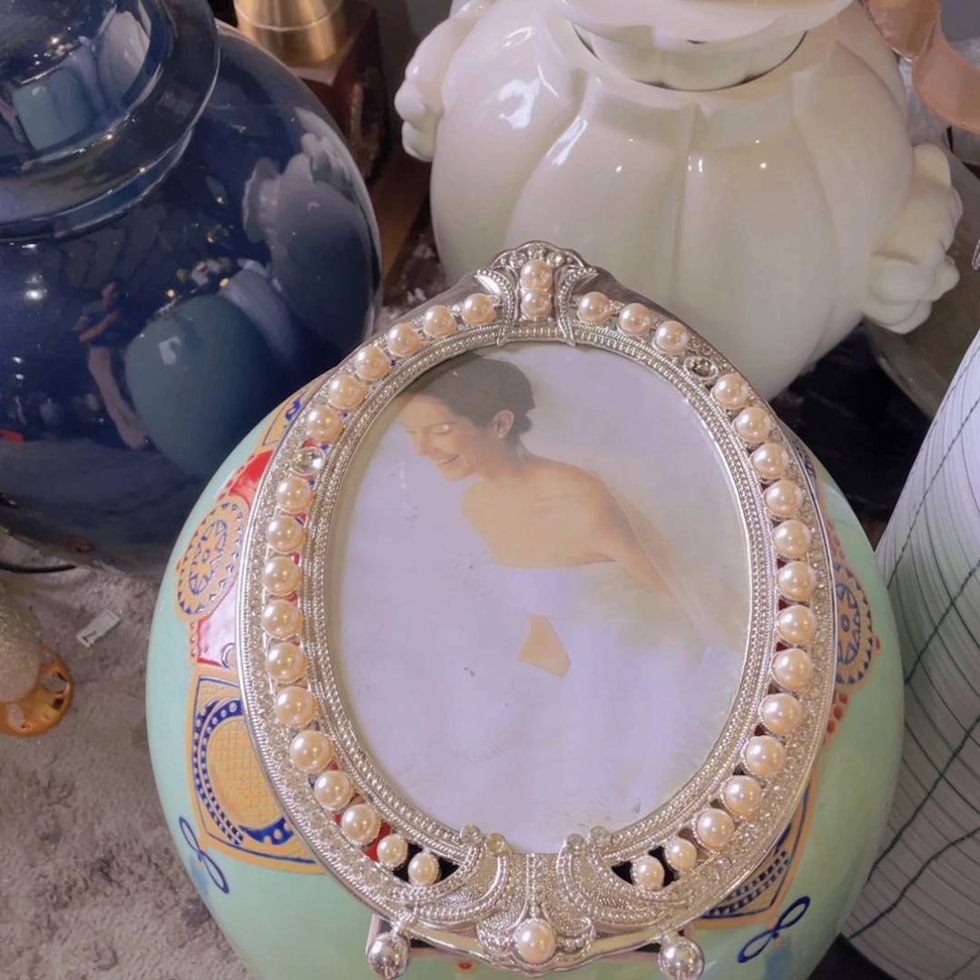 陶瓷花瓶，仿真绿植。