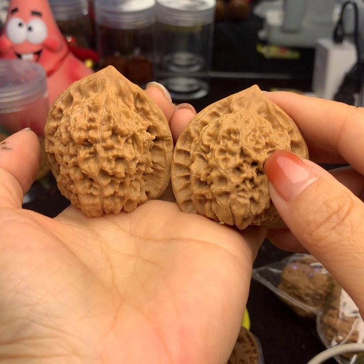 文玩核桃吊坠官帽