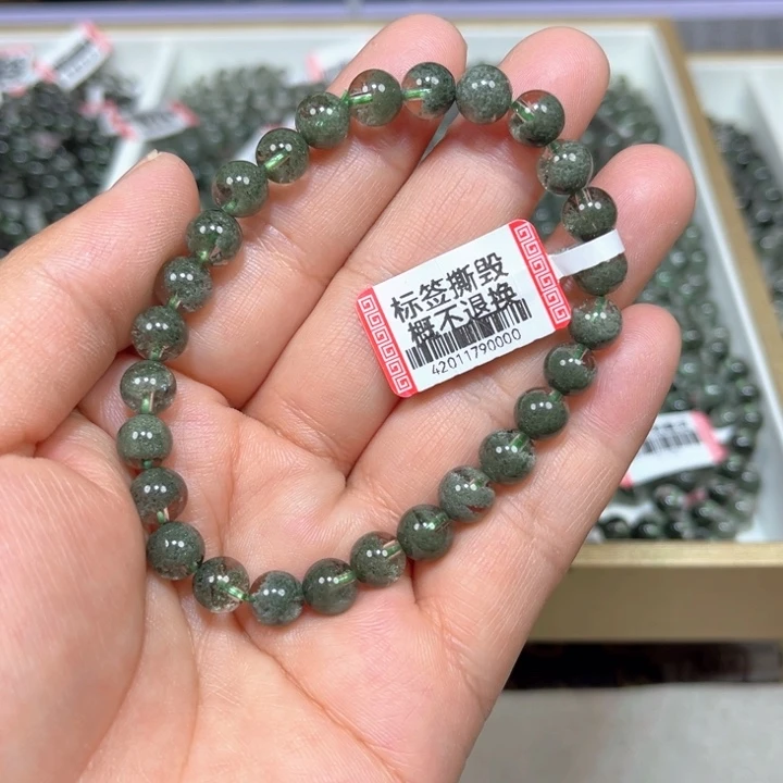 水晶手串未镶嵌龙***?