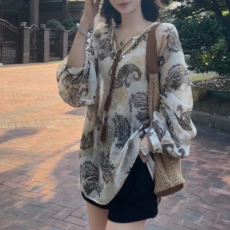 法式v领复古防晒衬衫女薄款2025新款夏季衬衣轻奢高级感流苏上衣