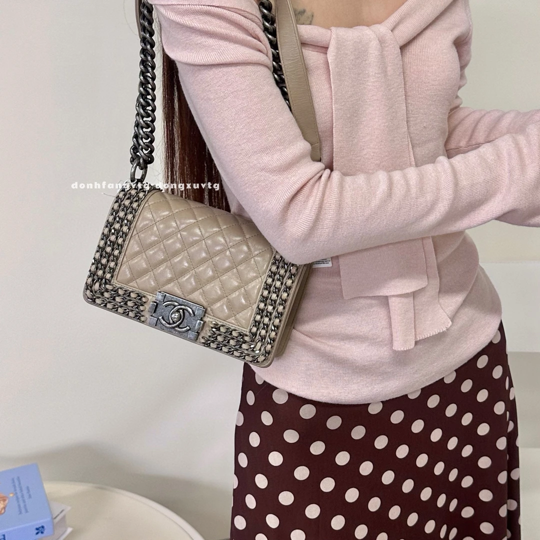 95新 Chanel/香奈儿 chanel 大象灰滚边leboy斜挎包K