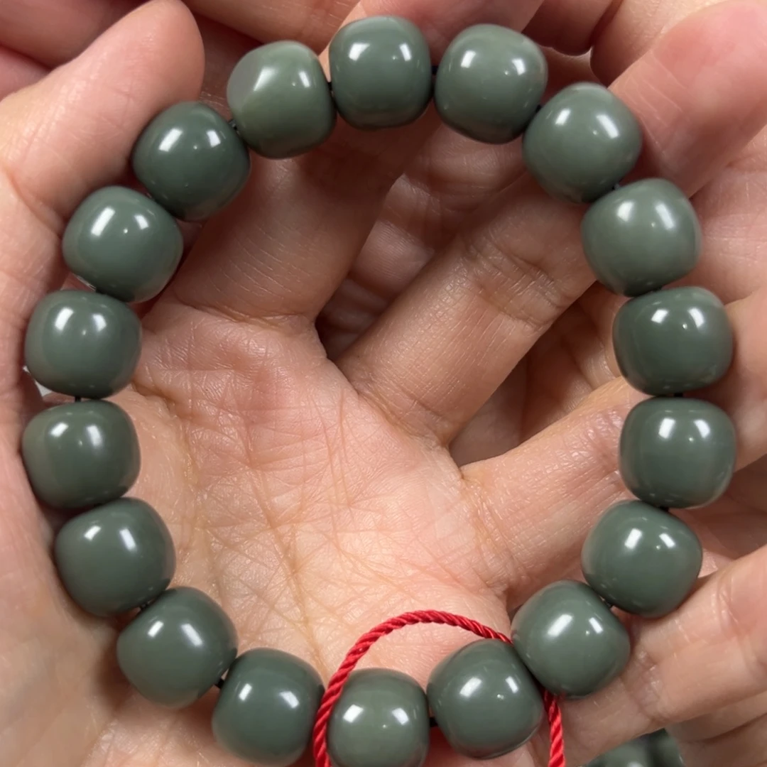 和田玉手链未镶嵌真*卡12老形珠