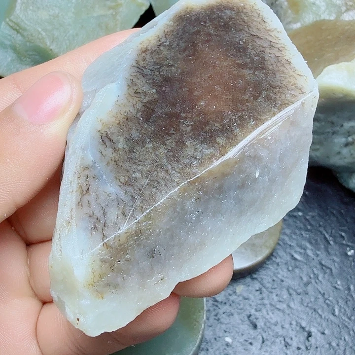 未镶嵌和田玉（糖玉）珠宝奇石