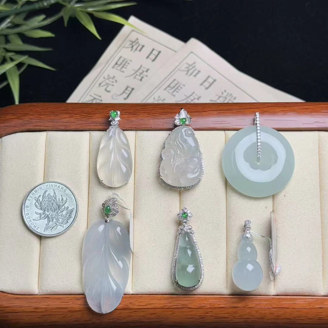 思懿珠宝 18K翡翠吊坠-6980-2-XMG-多样性发一