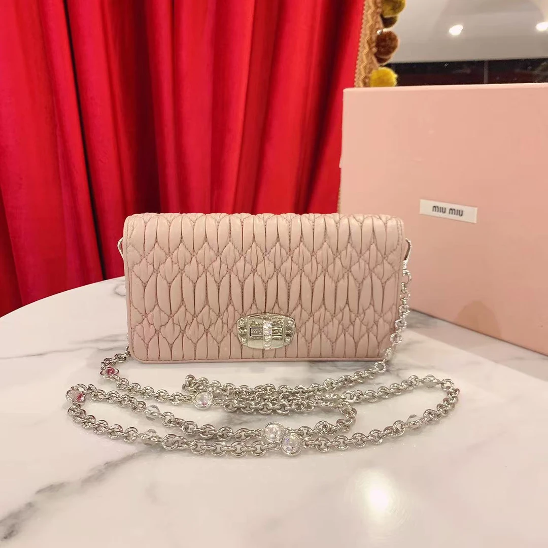 95新 MIU MIU/缪缪 GGS褶皱宝石链条包粉色银扣羊皮27067641