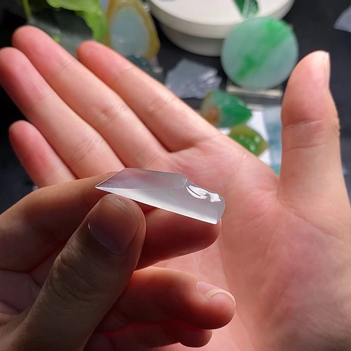 定制翡翠未镶嵌高冰