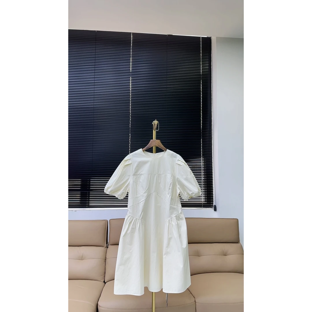 品牌原单高端轻奢夏琳娜连衣裙—米色—6112