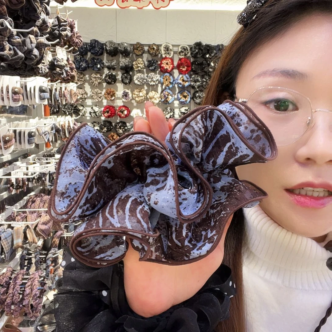 布艺非金属雾霾蓝轻纱