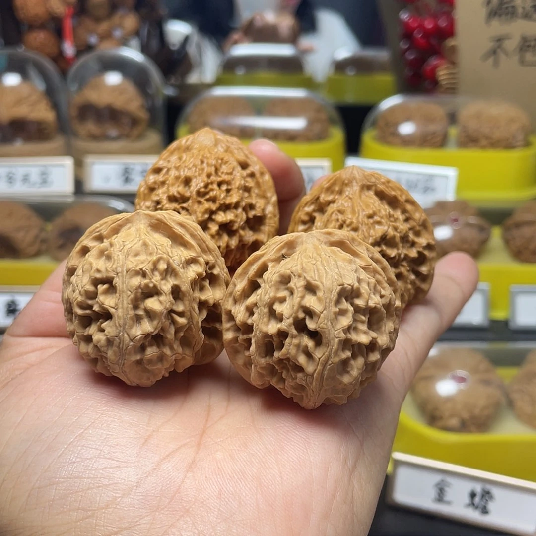 淡***生文玩核桃把件满天星39和苹果园38