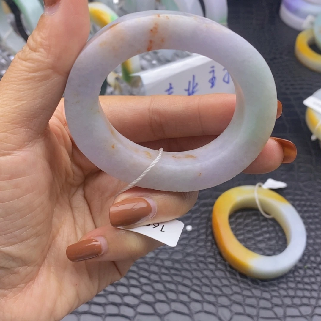 定制翡翠未镶嵌翡翠手镯