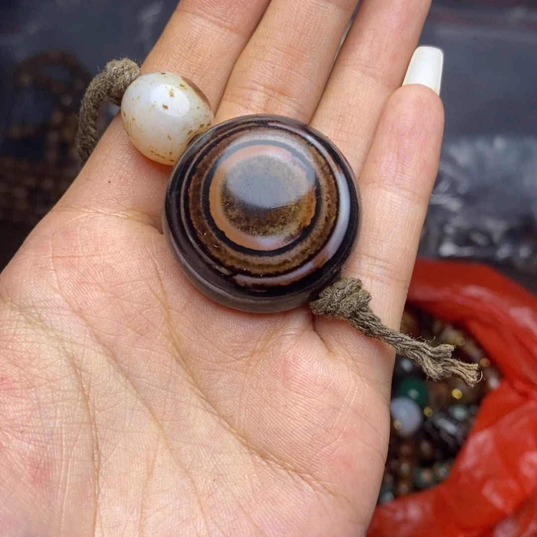 未镶嵌颈饰玛瑙/玉髓