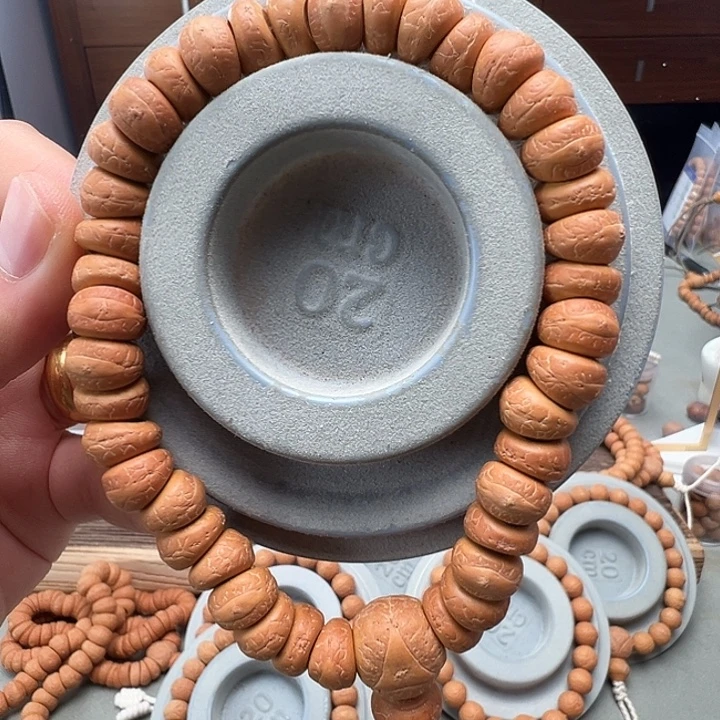 王***乐凤眼菩提手串12大肠