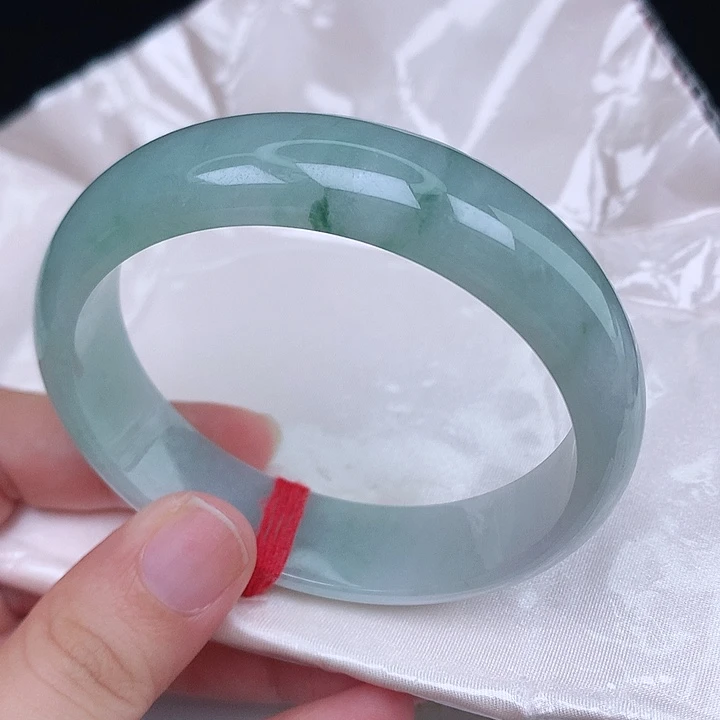 未镶嵌手镯翡翠天然