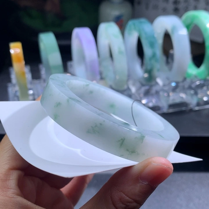 定制翡翠未镶嵌翡翠a货手镯