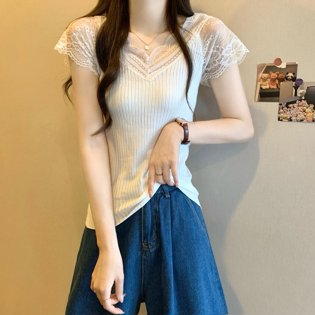洋气衣服女洋气衣服女 新版韩风设计感蕾丝拼接短袖针织衫