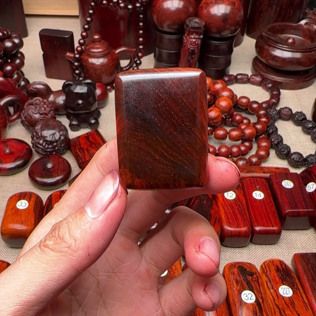 檀香紫檀（小叶紫檀）